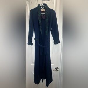 Pendleton vintage Navy and green plaid wool robe